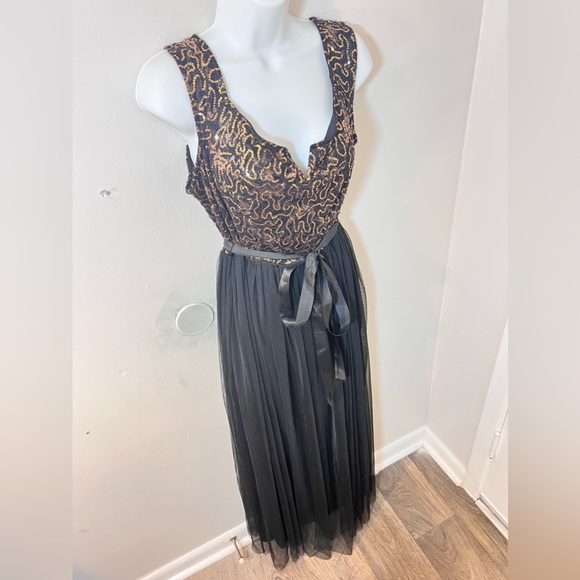 Candalite Black and Gold Sequin Fit and flare formal XL NEW Women's Dress - Picture 5 of 12